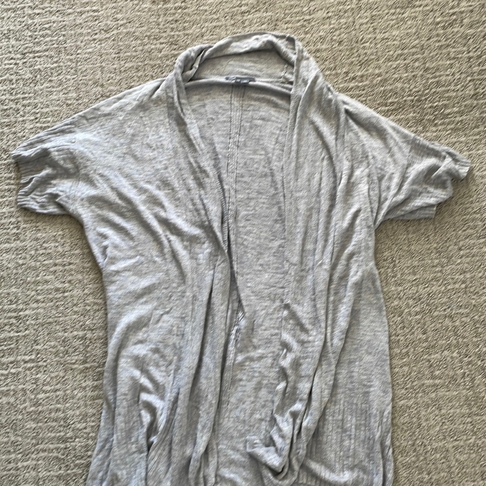 Vince XS open short sleeve cardigan flowey